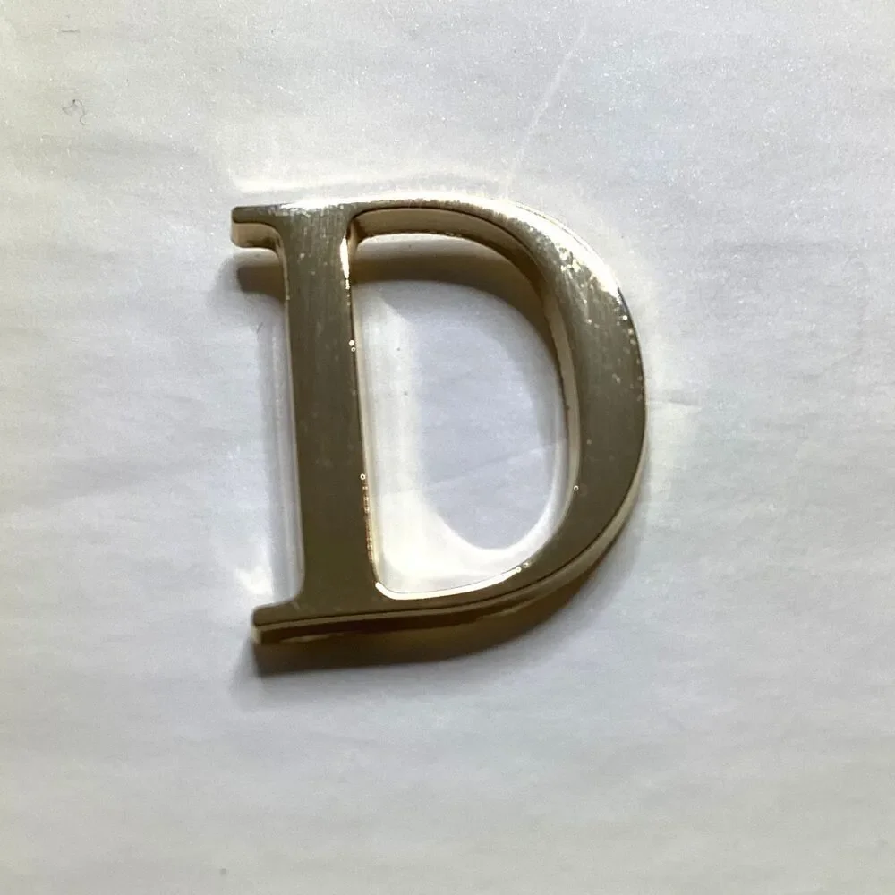 LARK & IVES COLLECTIVES THE GOLD MONOGRAM LYRICS PINS 